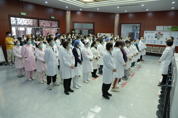 西京动态丨爱体育网页版登录入口召开全院工作会议(图2)